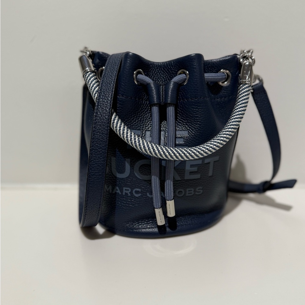 NWT Marc Jacobs The Bucket Bag medium blue sea